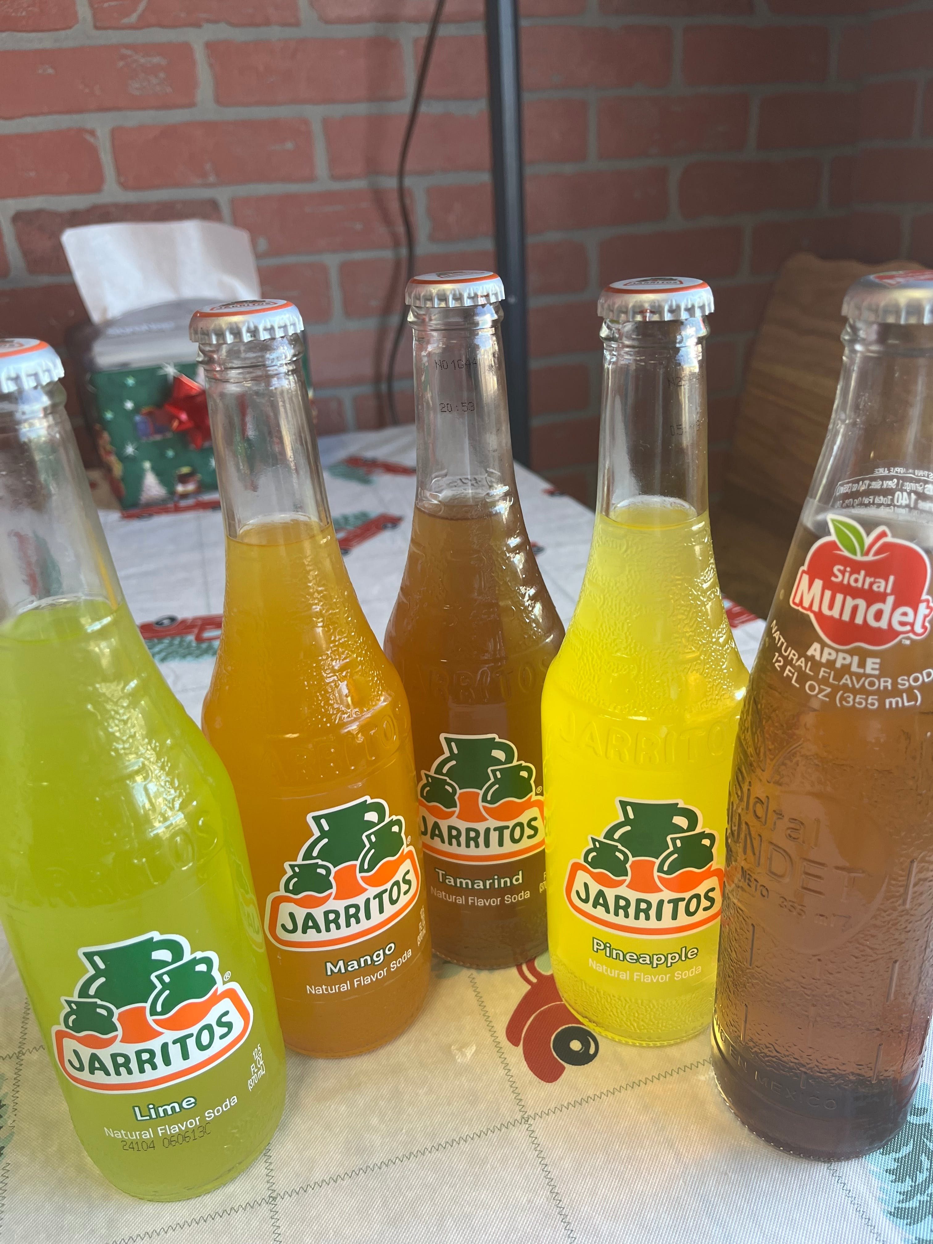 Jarritos.